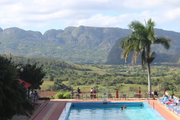 Pool of La Ermita with beautiful view over the valley