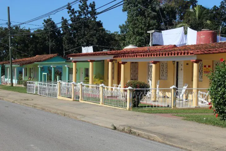 Casas particulares in the city center of Vinales