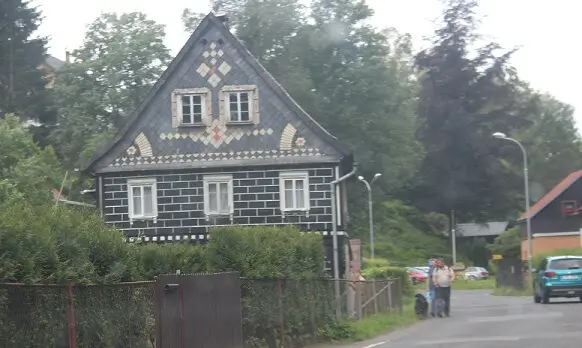 casă în stil rustic în drum spre Elveția Boemiei